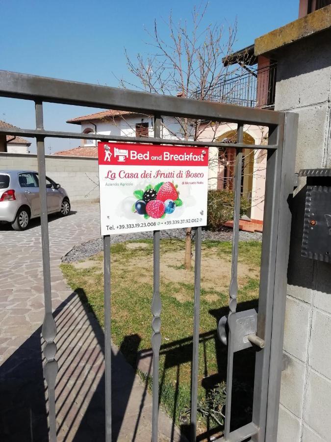 B&B La Casa Dei Frutti Di Bosco Garlasco Eksteriør billede